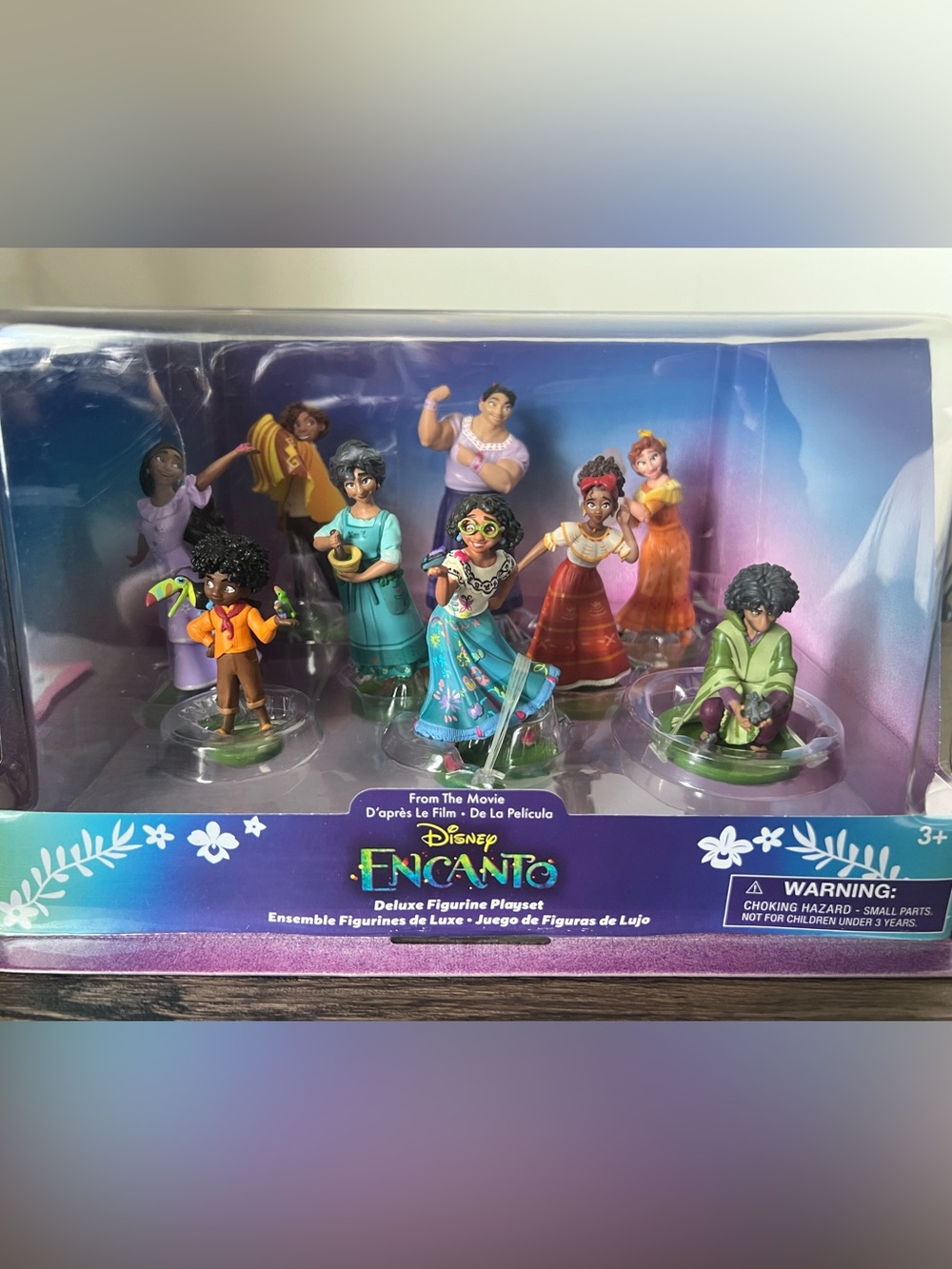 Disney Encanto Deluxe Figurine Playset 9-Piece Set New in Box